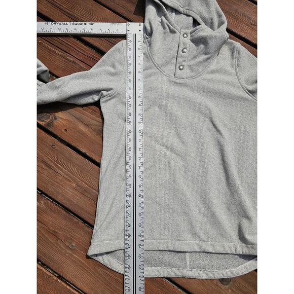 The North Face Women’s Gray Cowl Neck Hoodie Sweater Button Size Small 1/4 Snap - Picture 6 of 7